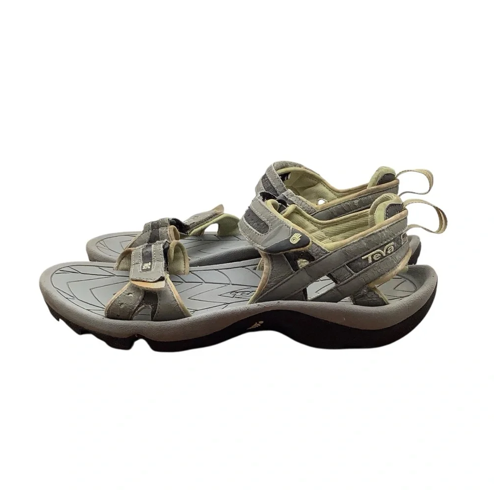 Teva Gray Sport Sandals with Adjustable Straps and‎ Rubber Sole size 10